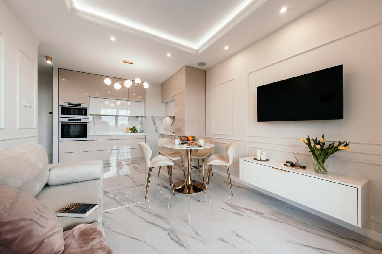 Apartment Sea & Stadium Plaza Brzezno Danzig